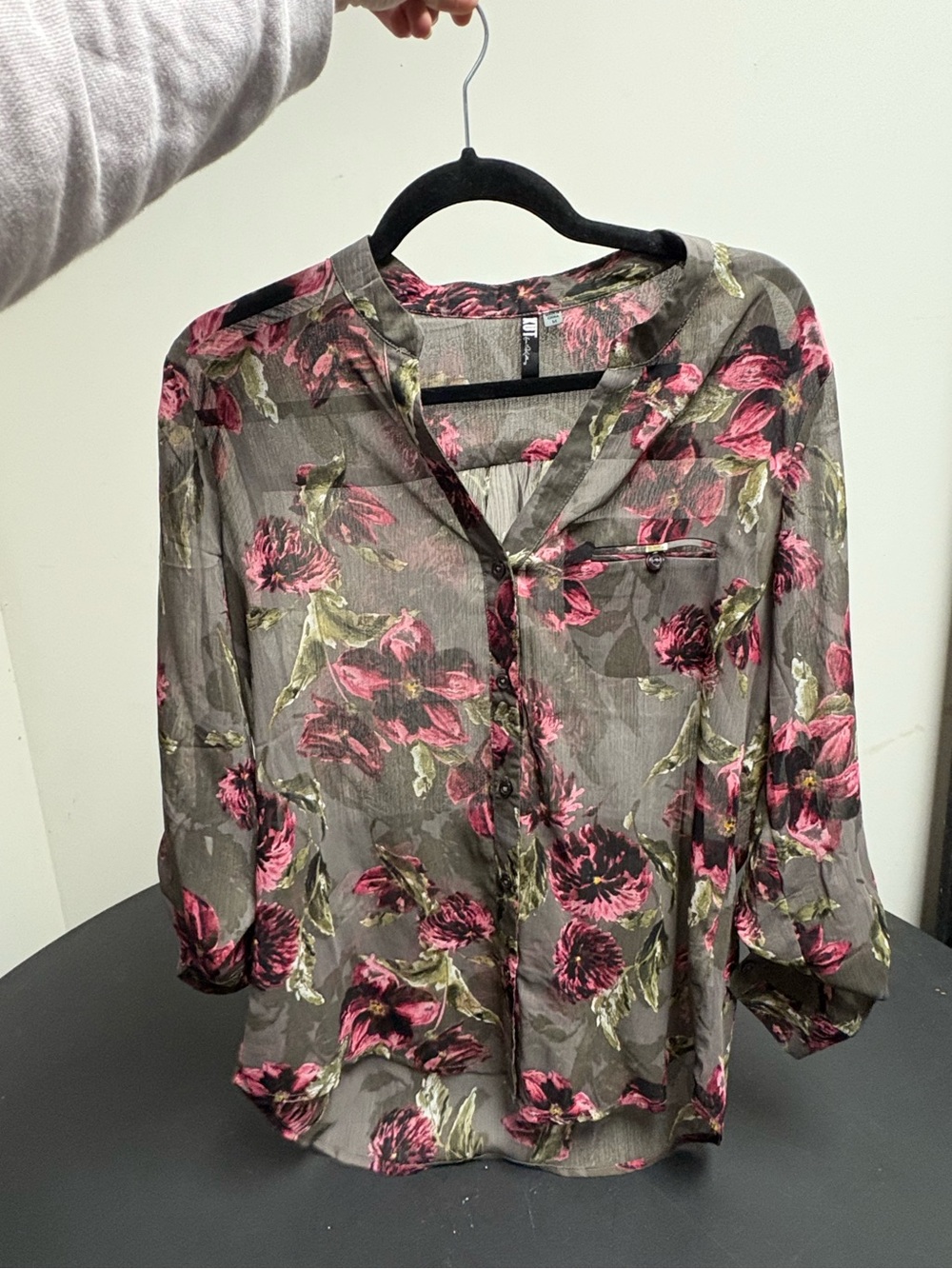 KUT Floral V-Neck Button-Front Women's Top in Olive with Pink Blooms